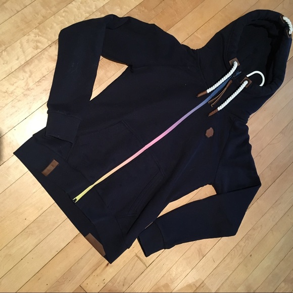 NWOT authentic Nakeyano hooded sweatshirt NWOT authentic Nakeyano hooded sweatshirt